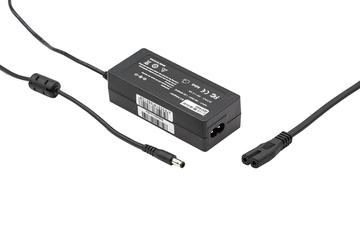 Samsung 19V 3.17A 70W (center pin) helyettesítő új töltő (AD-7019S, AD-7019R, ADP-70ZH)