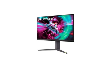 LG Monitor 32" Gamer - 32GR93U-B (IPS; 16:9; 3840x2160; 144Hz; 1ms; 200cd; HDMIx2; DP; USB; G-Sync; HDR, Mag.áll)